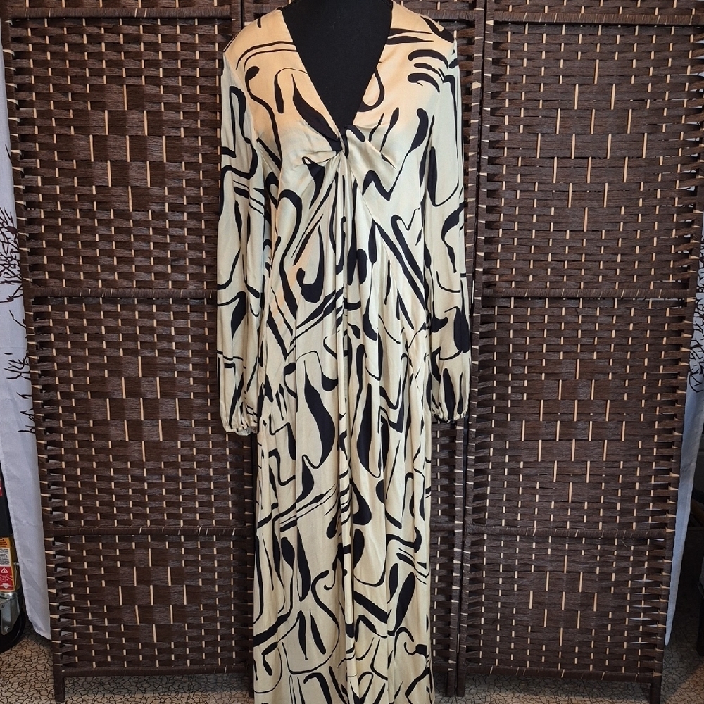 COS Long Sleeve Dress with Black Abstract on Cream